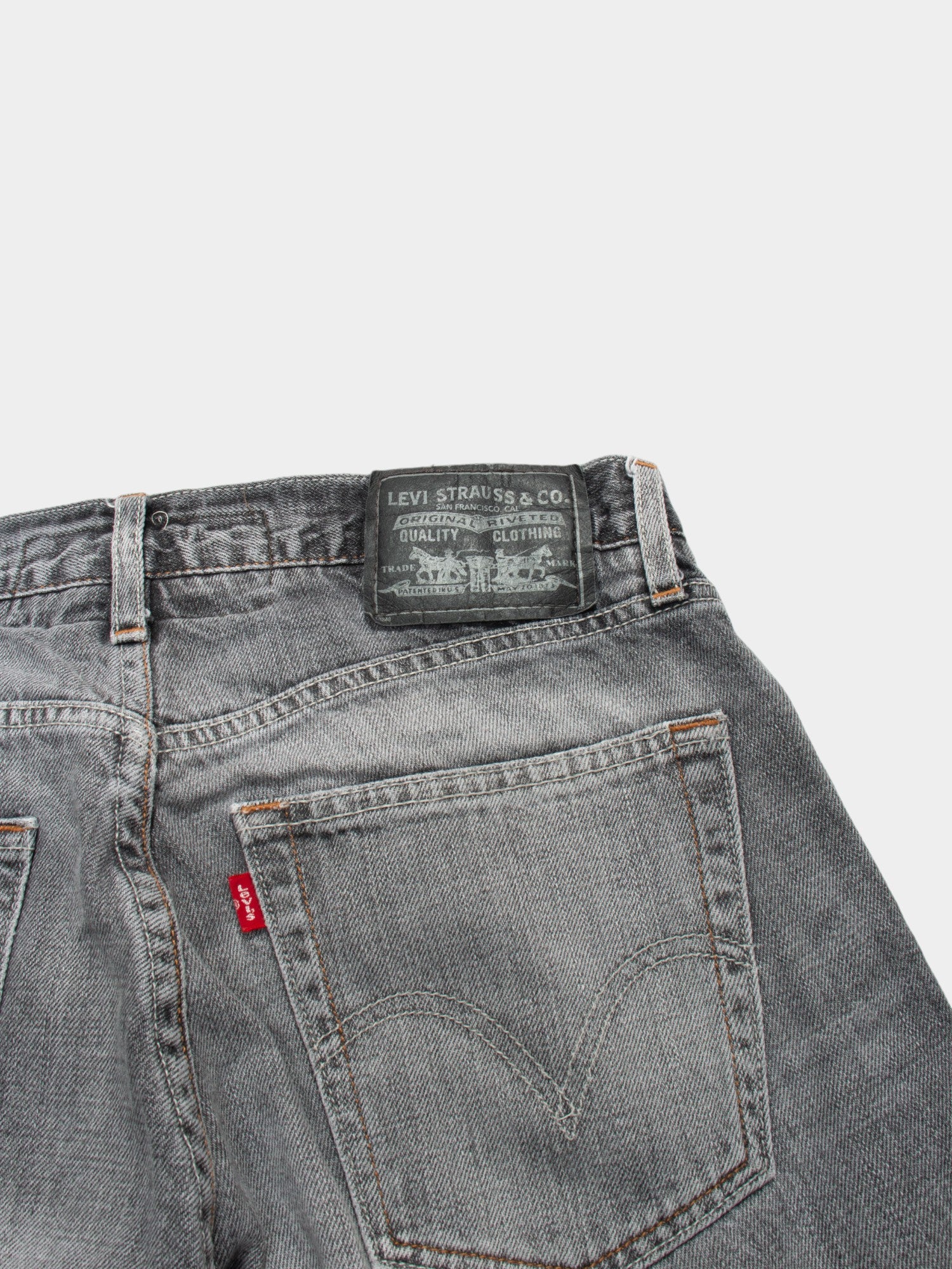 00s Levi's Grey Slim Straight 514 Denim Shorts 30W - The Thrift
