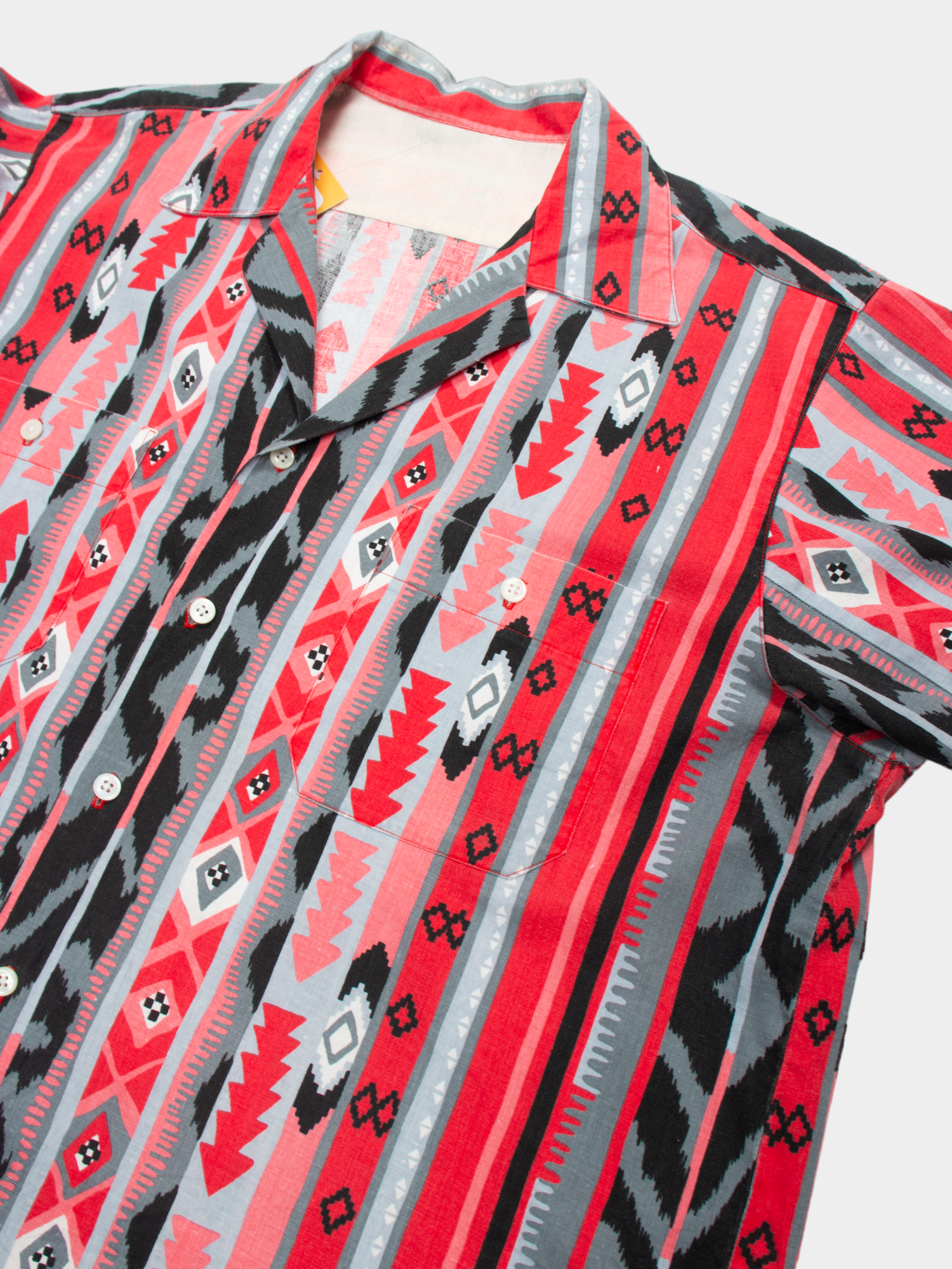 90s Unbranded Red Patterned Western Shirt L - The Thrift