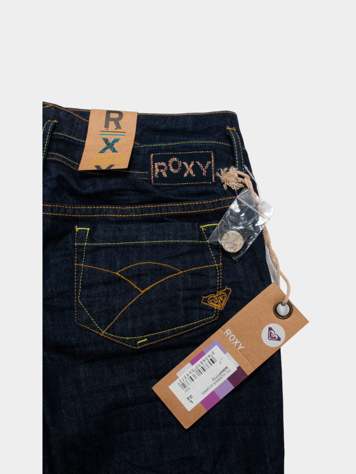Vintage Roxy Y2K Mid Rise Denim Jeans 32W - The Thrift