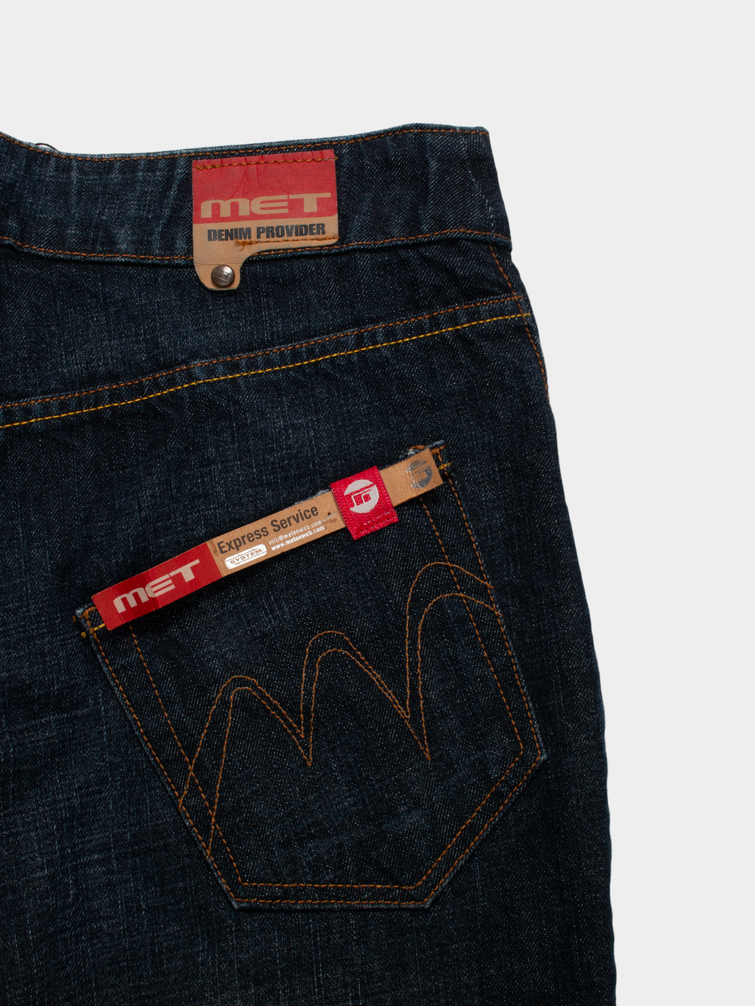 MET Denim Y2K Mid Rise Flared Jeans 28W NWT - The Thrift